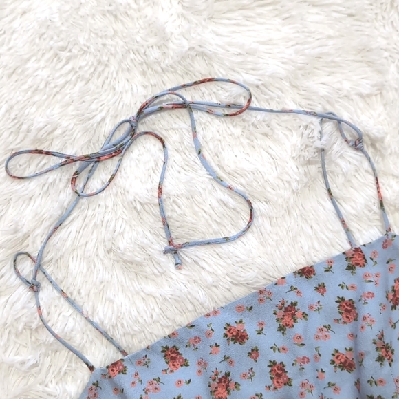 🔴Reserved for @tia_felice Reformation Blue Petunia Floral Presley Dress - Picture 4 of 16